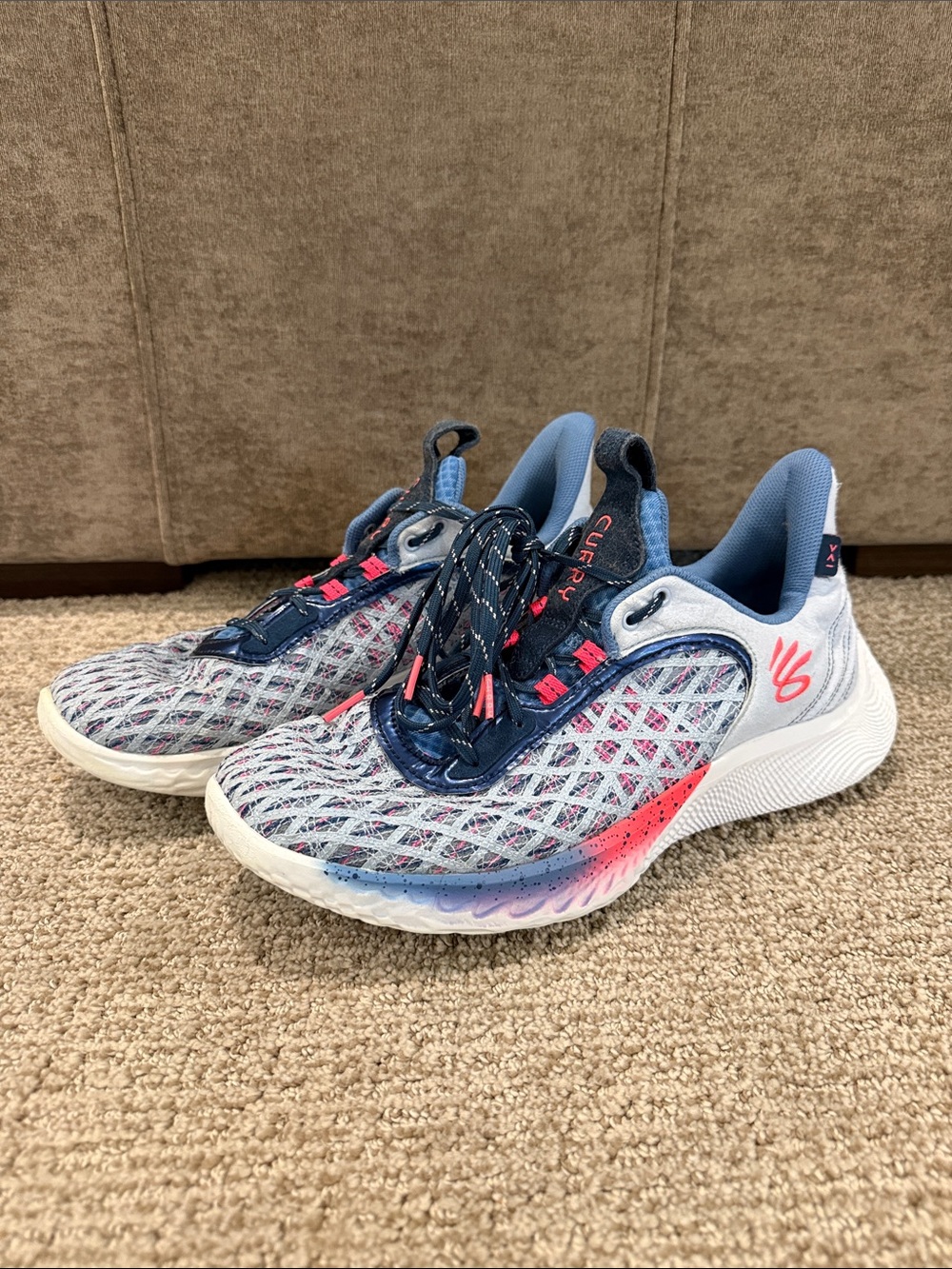Men’s Under Armour Curry Basketball shoes